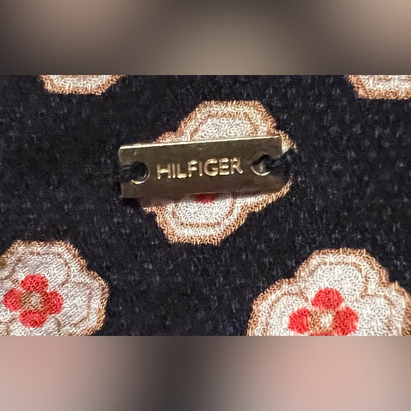 🌺TOMMY HILFIGER🌺 TOP 🌺 HOST PICK 🌺 - Picture 4 of 16